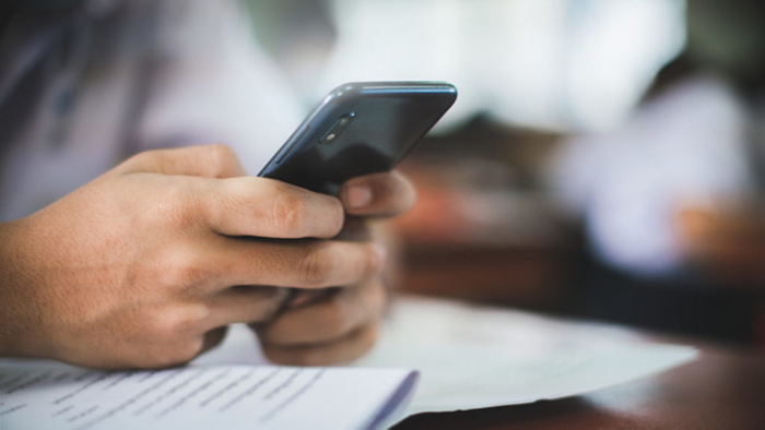 3 στους 4 υποψηφίους στις Πανελλαδικές Εξετάσεις ενημερώθηκαν άμεσα για τη βαθμολογία τους με SMS στο κινητό τους