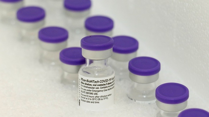 Το εμβόλιο της Pfizer κατά της Covid-19 είχε αποτελεσματικότητα 73% σε νήπια, σύμφωνα με την εταιρεία