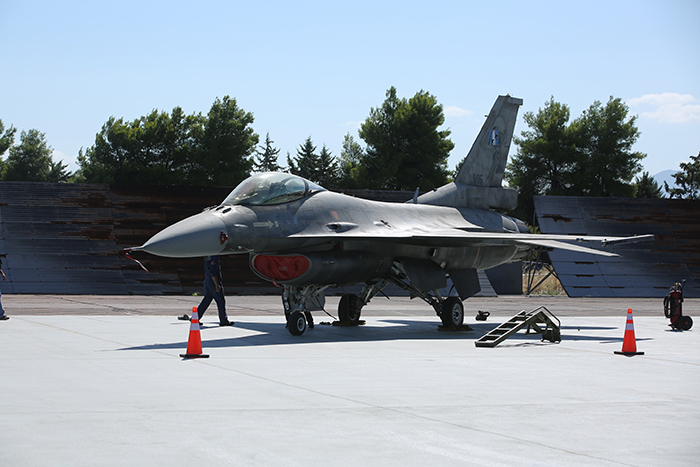 Η ΕΑΒ παρέδωσε στην Πολεμική Αεροπορία τα πρώτα αναβαθμισμένα F-16 VIPER