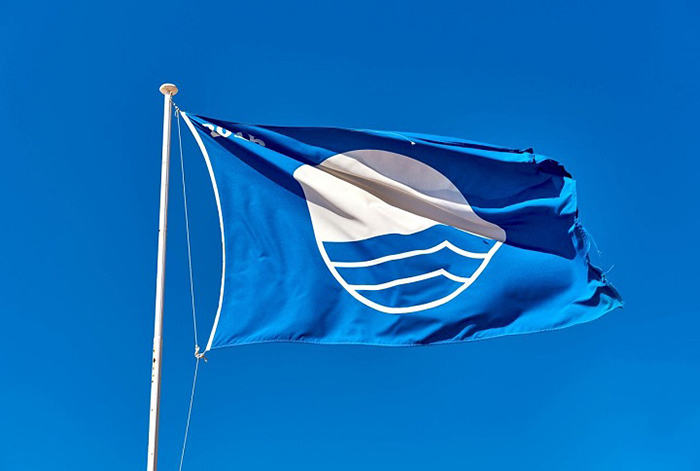 Τέσσερις οι Γαλάζιες Σημαίες σε ακτές του Δήμου Χαλκιδέων για το 2023