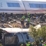 Σιδηροδρομική τραγωδία στην Ισπανία: Τουλάχιστον 68 νεκροί από σύγκρουση τρένων υψηλής ταχύτητας